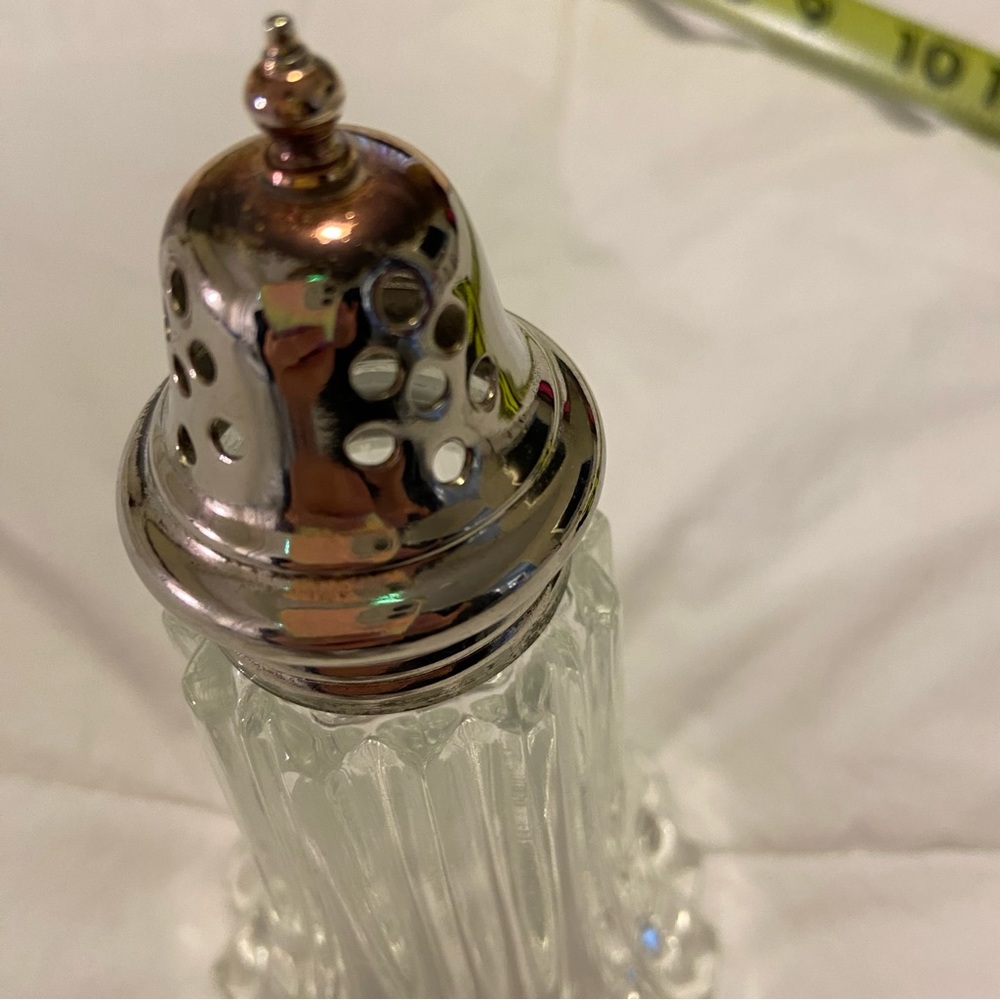 Crystal Powder/ Pepper Shacker - Picture 6 of 6